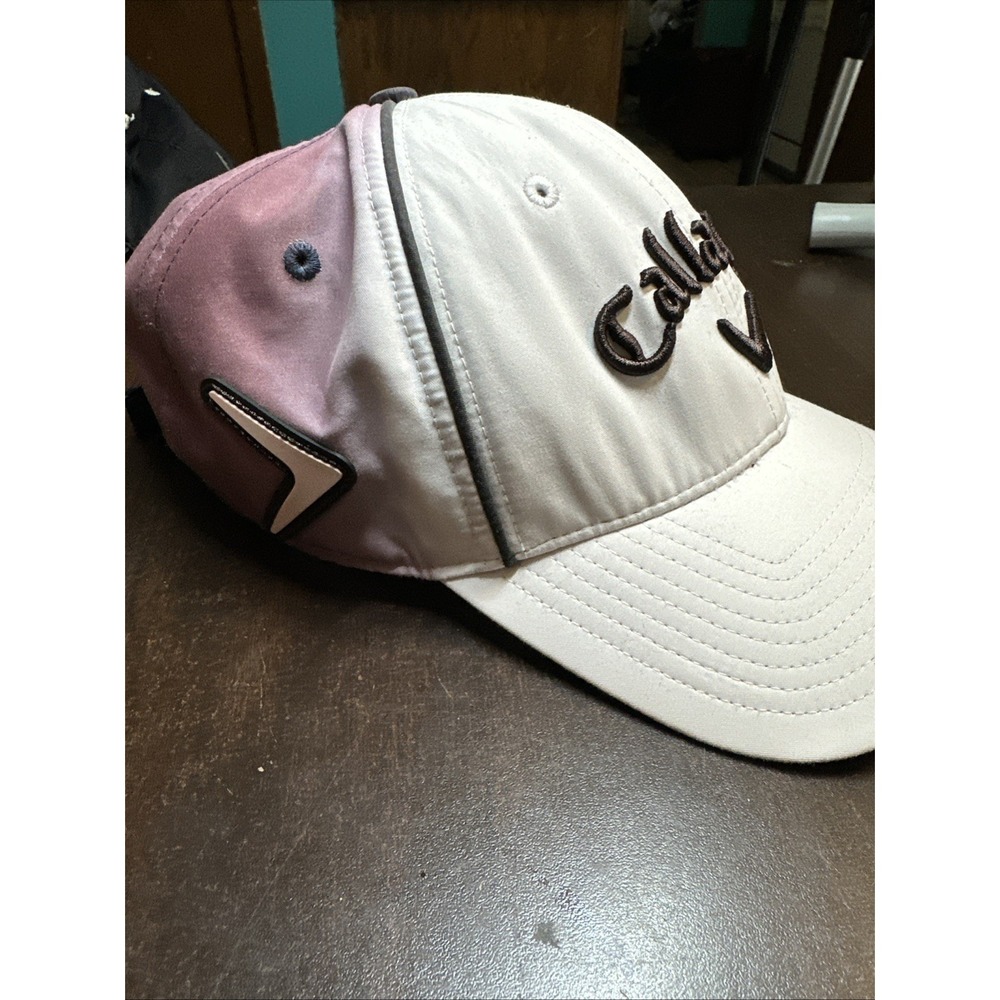 Callaway Golf One Size Adjustable Strapback Hat White Burgundy New Era Cap